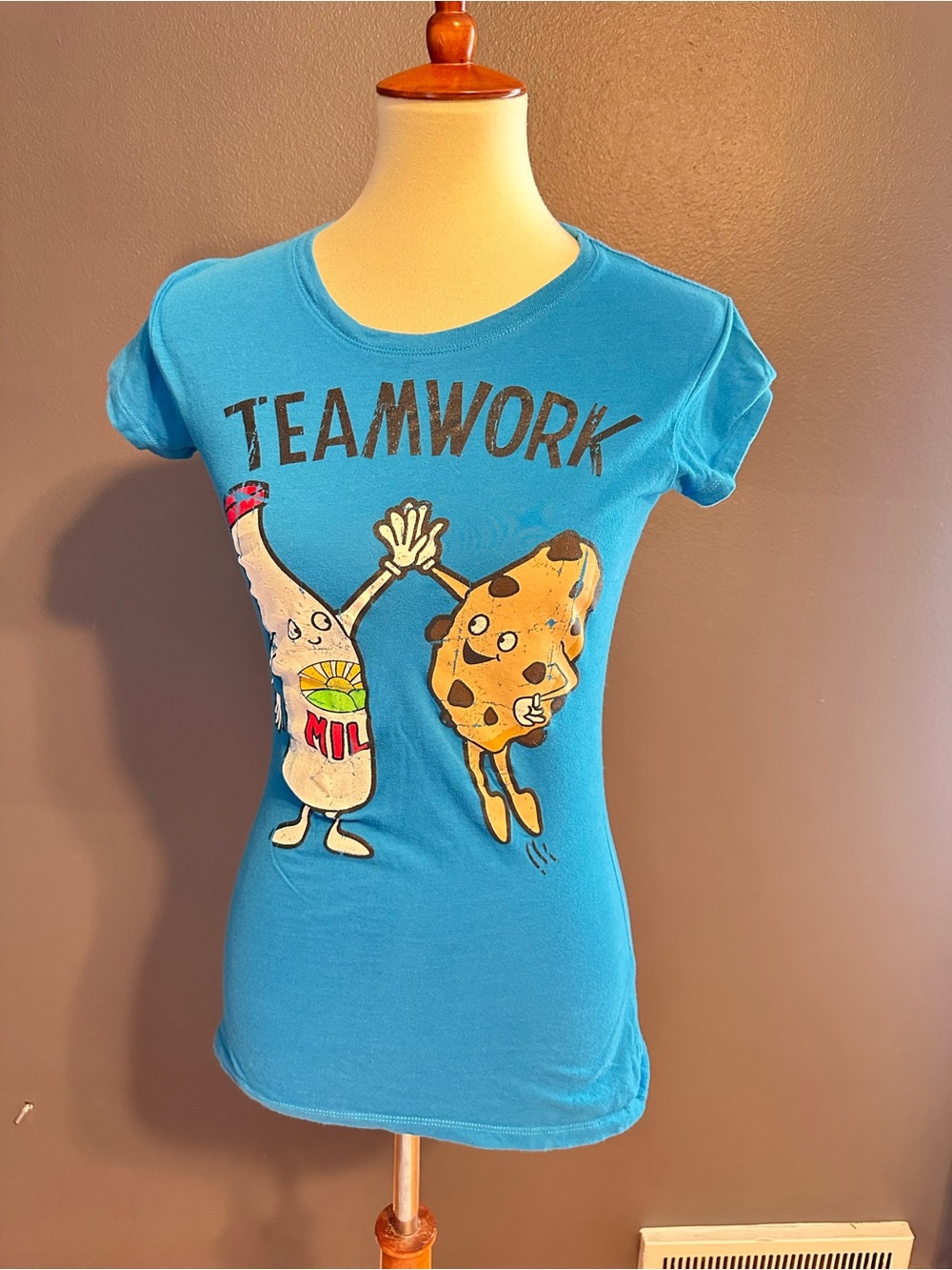 Y2K Hybrid Tees Milk Cookies Teamwork Baby Tee XL Fits M Cap Sleeve